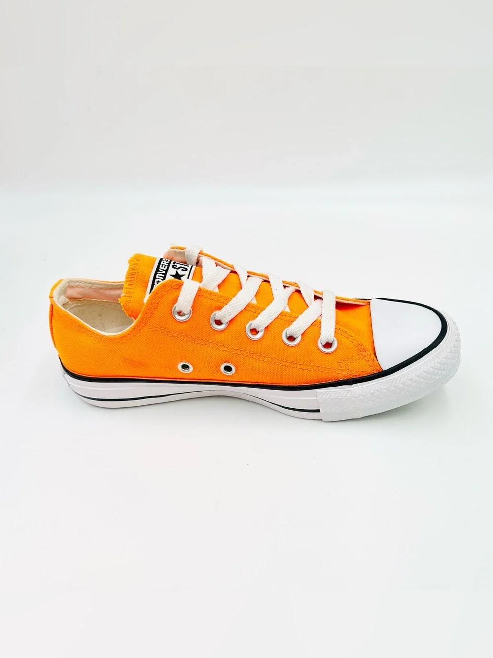Converse Chuck Taylor All Star Ox Low Top Sneakers Women Size 6 Bright Orange Ca - Picture 6 of 10